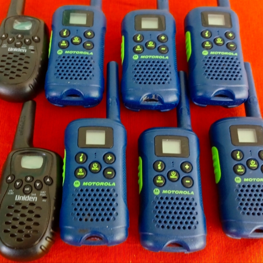 6/Motorola Talkabout 2 Way Radios 22-Channels MG163A. 2/ Uniden
